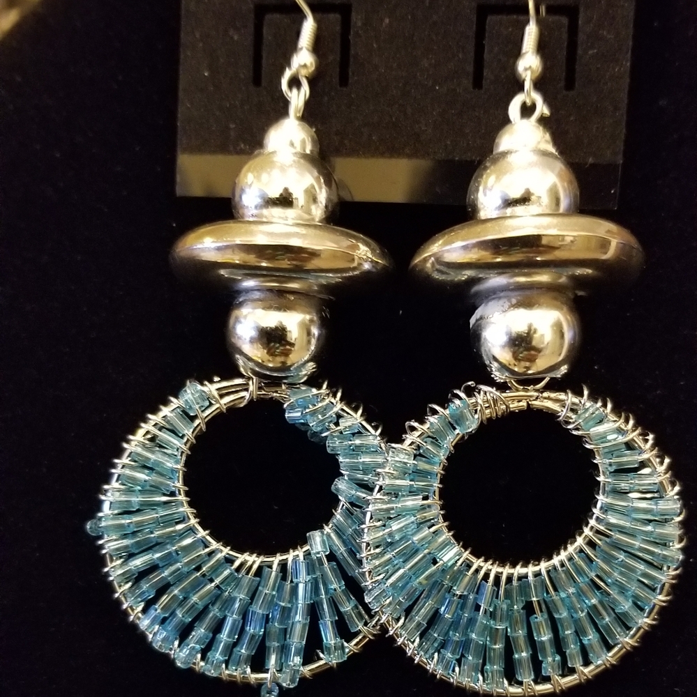 earrings - Picture 2 of 2